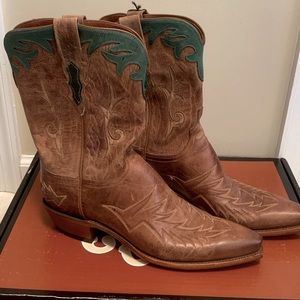 lucchese amberlyn